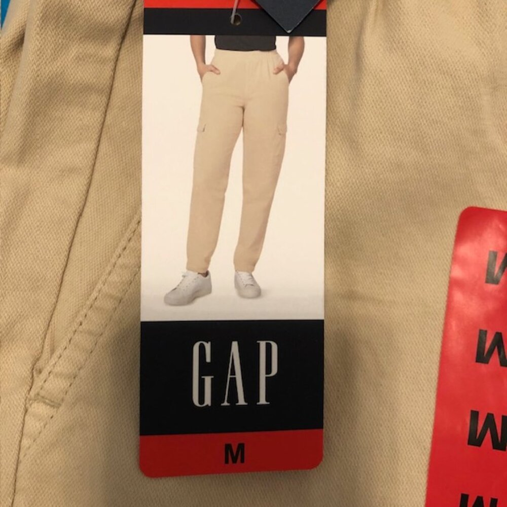Gap Ladies' Twill Cargo Pant Tan M - Picture 3 of 4